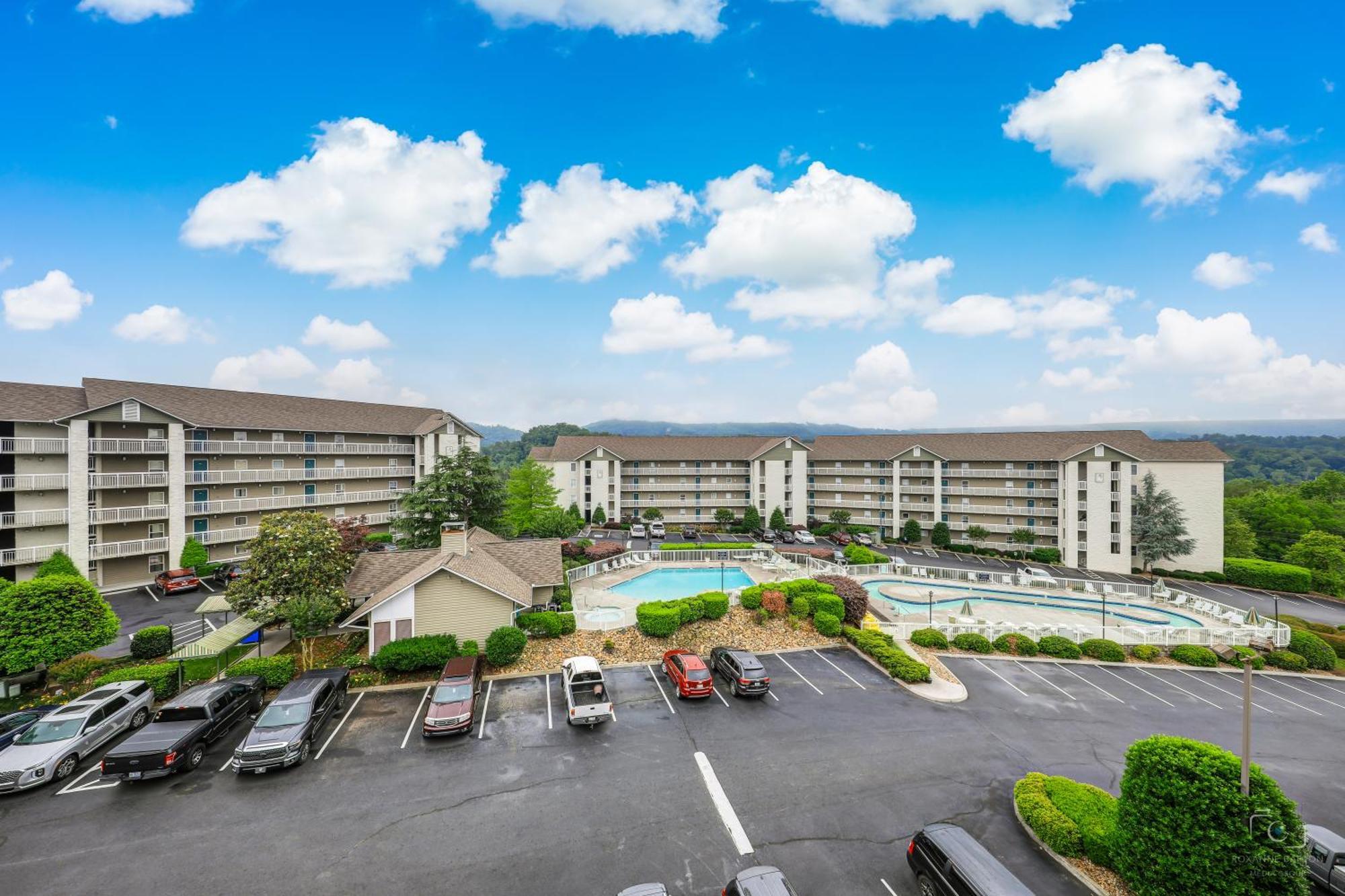 Star Gazing Whispering Pines 644 Appartement Pigeon Forge Buitenkant foto